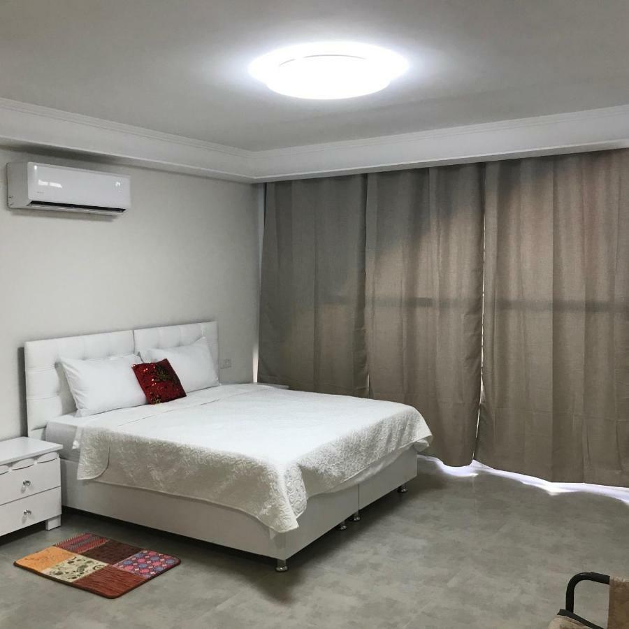 Coral Studio Vacation Apartment 엘라트 외부 사진